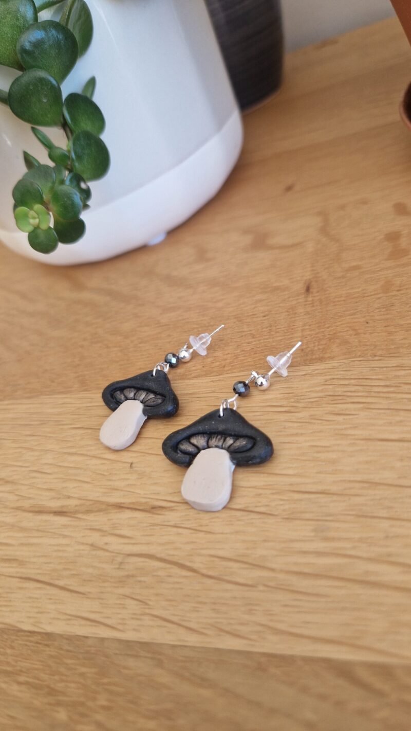 boucles d'oreille Champignons noir – Image 7