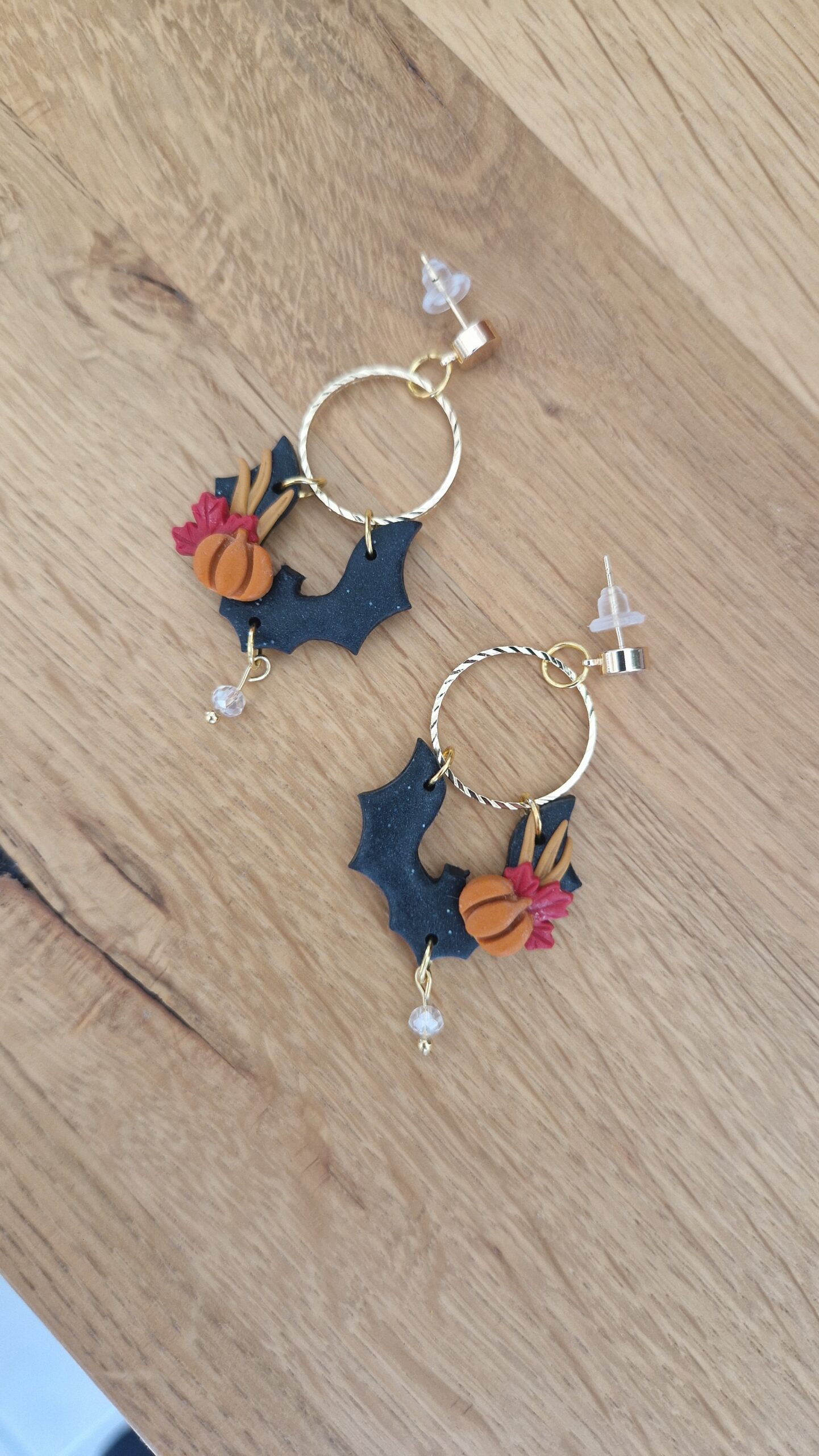 Boucles d'oreille chauve souris or 18k – Image 3
