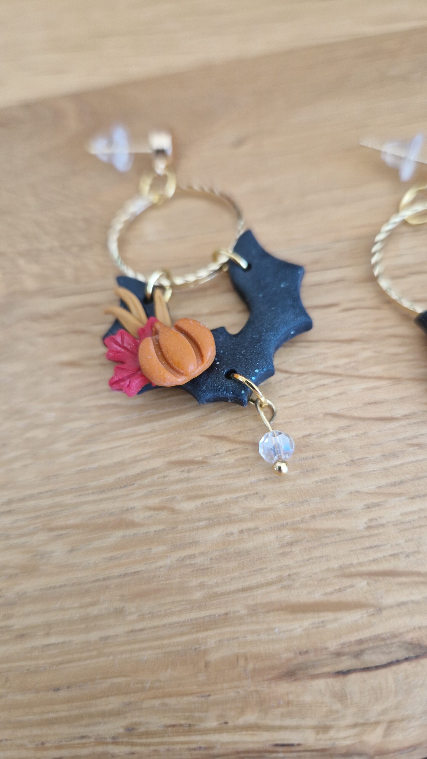 Boucles d'oreille chauve souris or 18k – Image 5