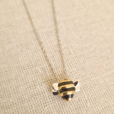 collier en Argent pendentif Abeille