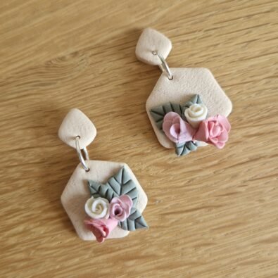Boucles d'oreille bouquet de fleurs pastel