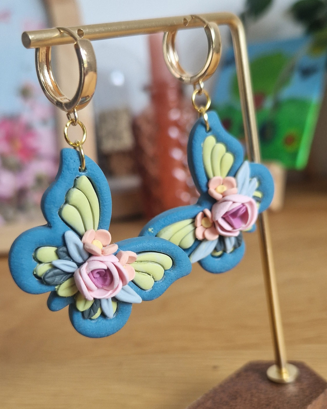 Boucles d’oreilles papillon fleuri