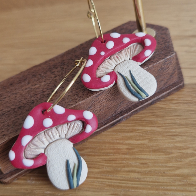 Boucles d'oreilles champignons rouges fait main en France